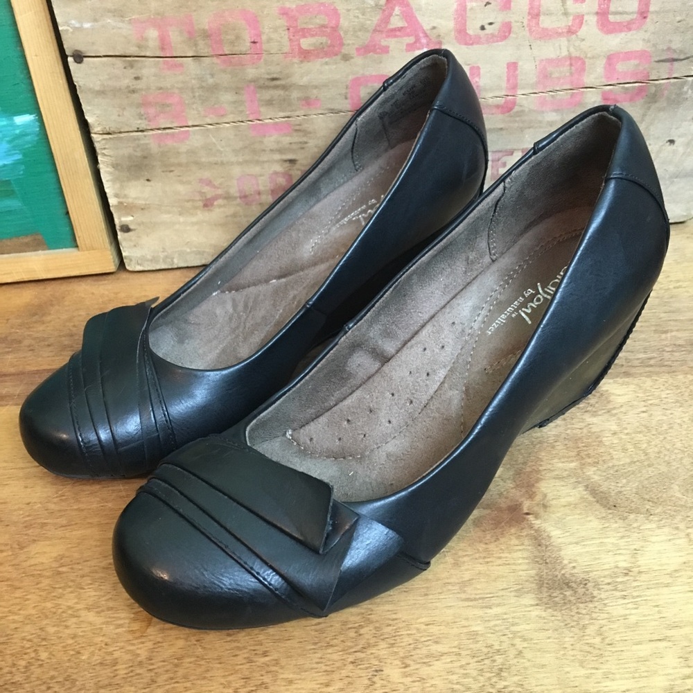 Natural Soul Ellie Vegan Leather Pumps 8